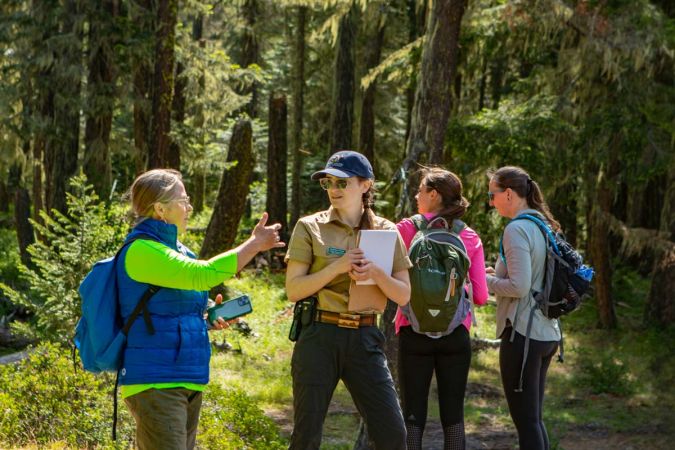 Lost Creek interpretive ranger-led hike